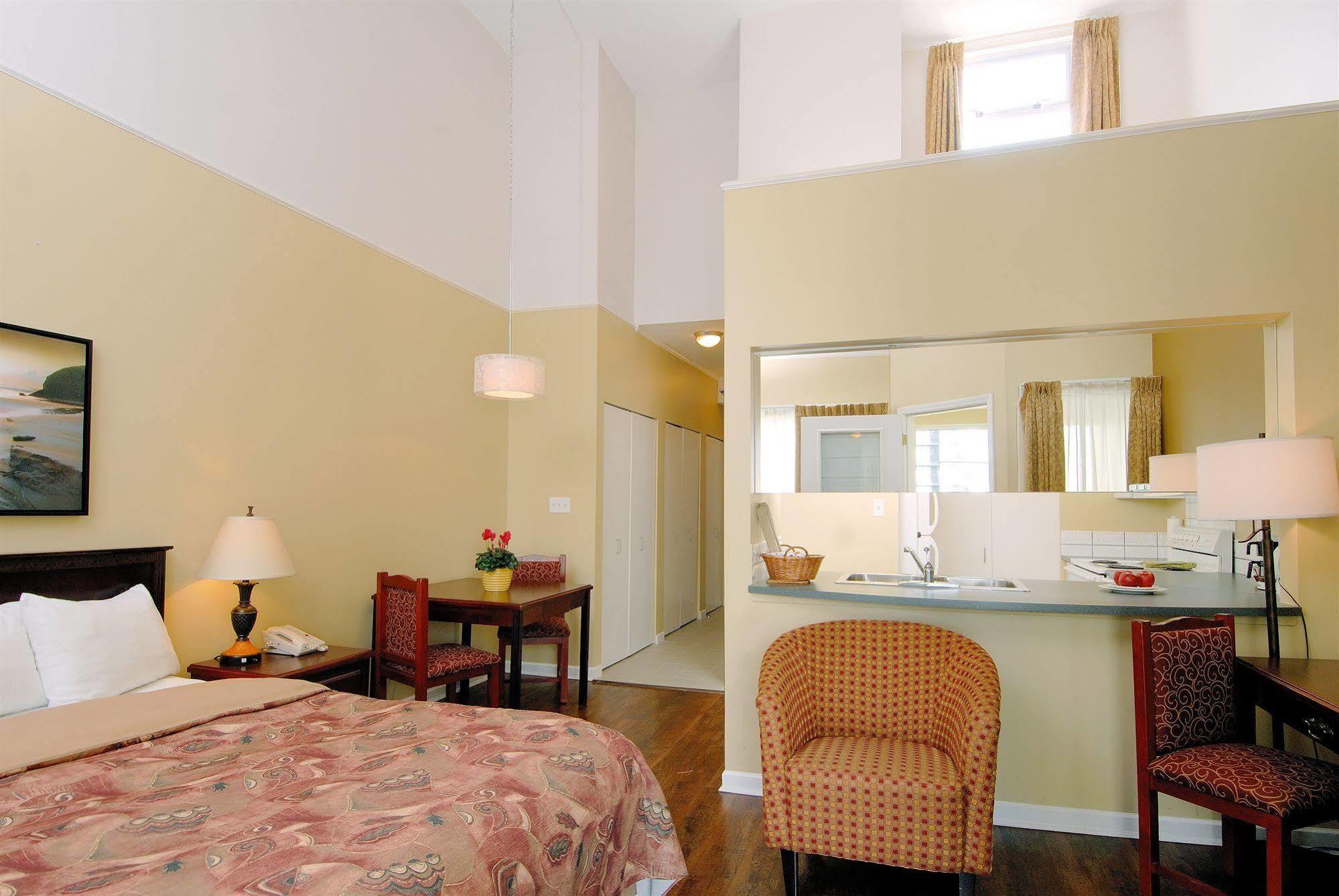 Robson Suites แวนคูเวอร์ ภายนอก รูปภาพ